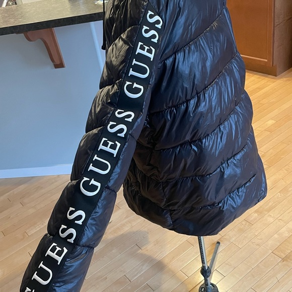 GUESS black puffer/bomber jacket - Picture 2 of 5